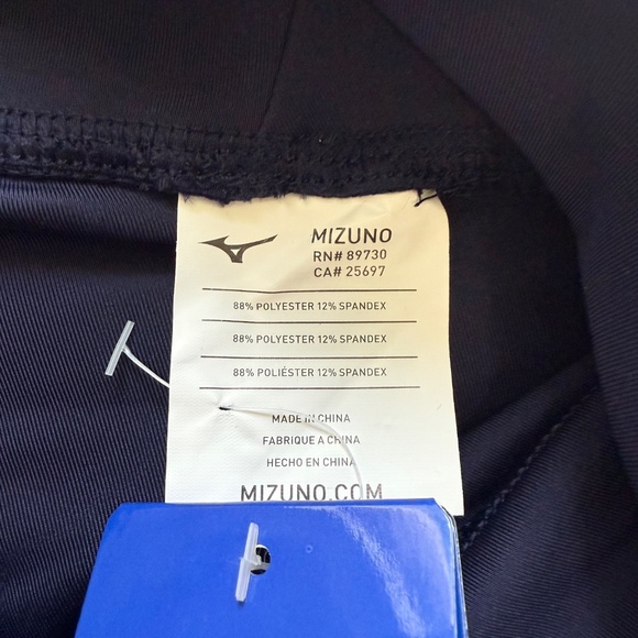 Mizuno NWT Volleyball Shorts - Size XS - Picture 8 of 10